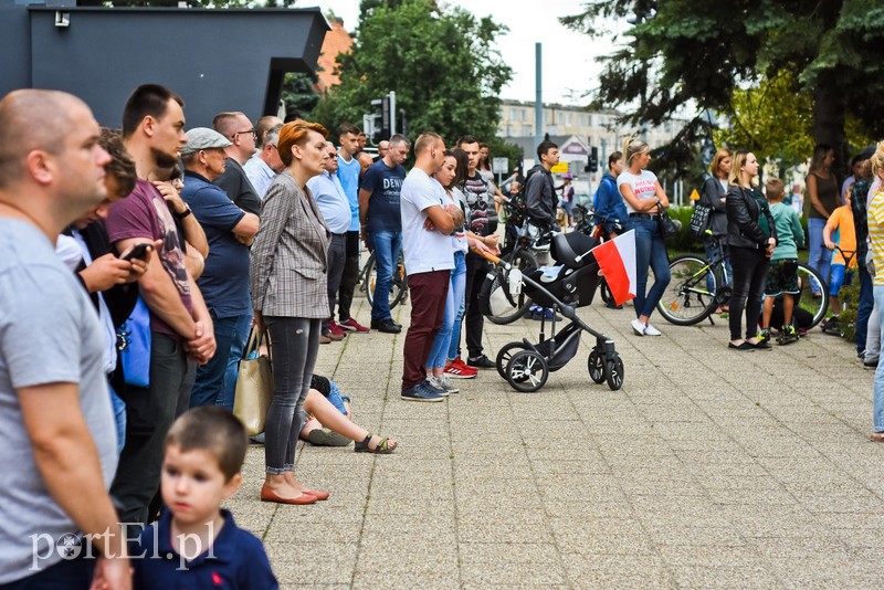 Tu mówi Polska. Tu mówi Warszawa zdjęcie nr 207175