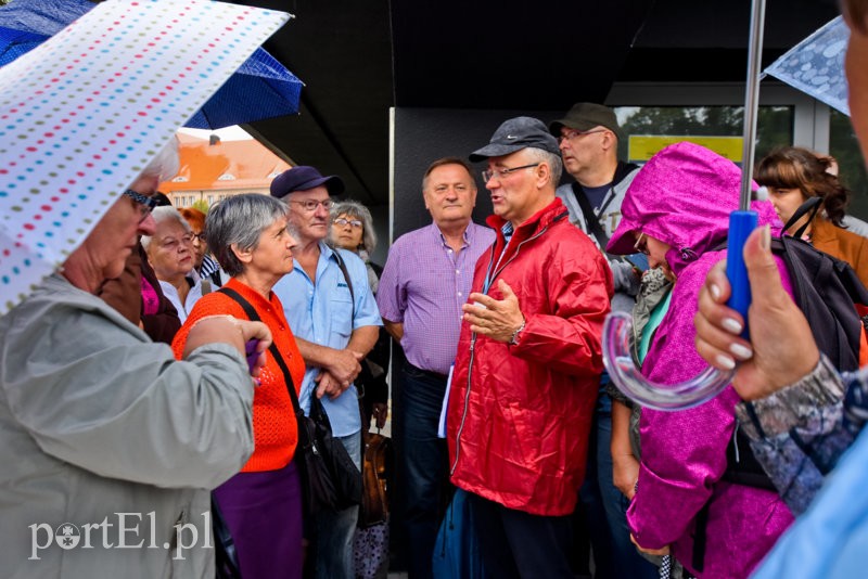 Mniejszości narodowych szukali na cmentarzach zdjęcie nr 207695