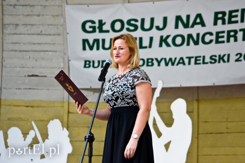 Salon za nami, teraz czas na remont muszli zdjęcie nr 207940