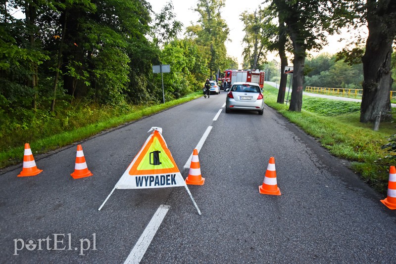 Tragiczny wypadek na ul. Fromborskiej, nie żyje 18-letni kierowca zdjęcie nr 208185