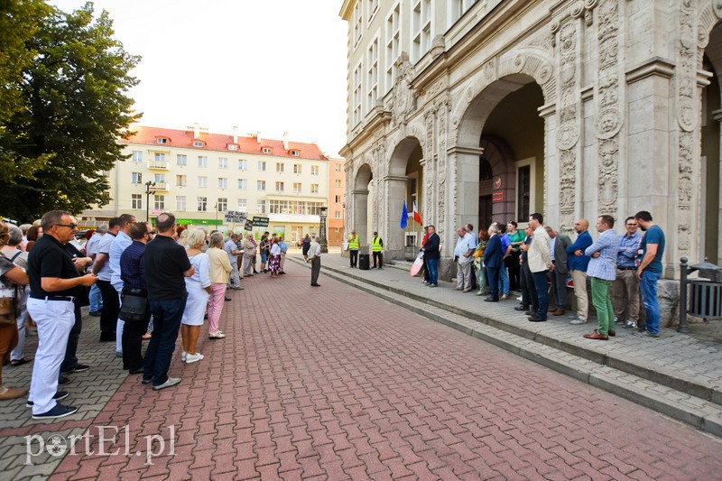 Hejt uderzył w sędziów. Ci mówią  zdjęcie nr 208548