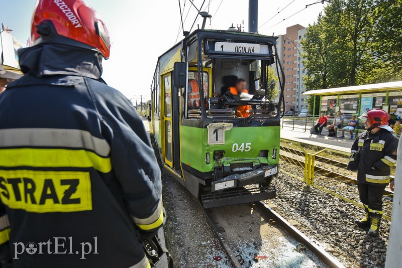 Zderzenie tramwajów na płk. Dąbka zdjęcie nr 208693