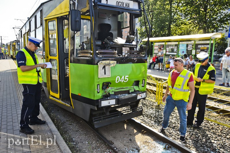 Zderzenie tramwajów na płk. Dąbka zdjęcie nr 208695