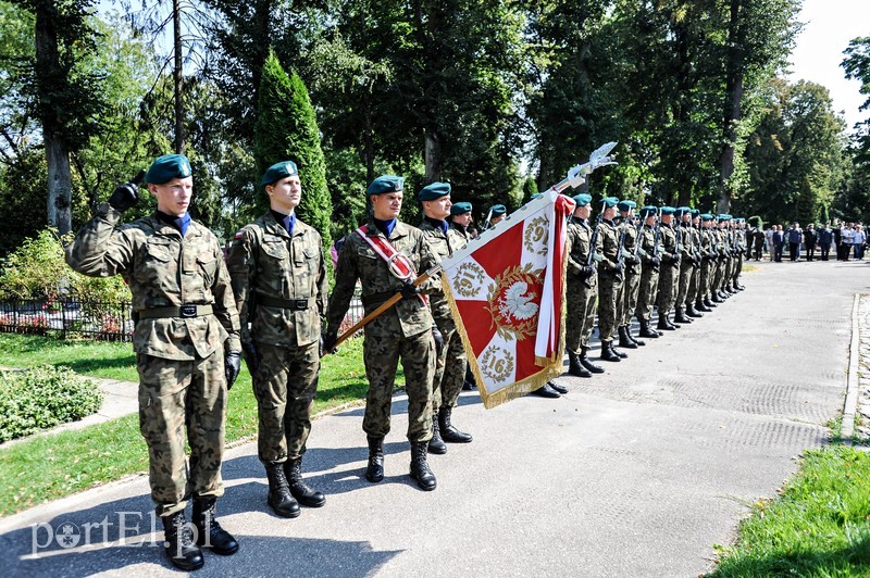 Narody, które tracą pamięć, tracą niepodległość zdjęcie nr 209710