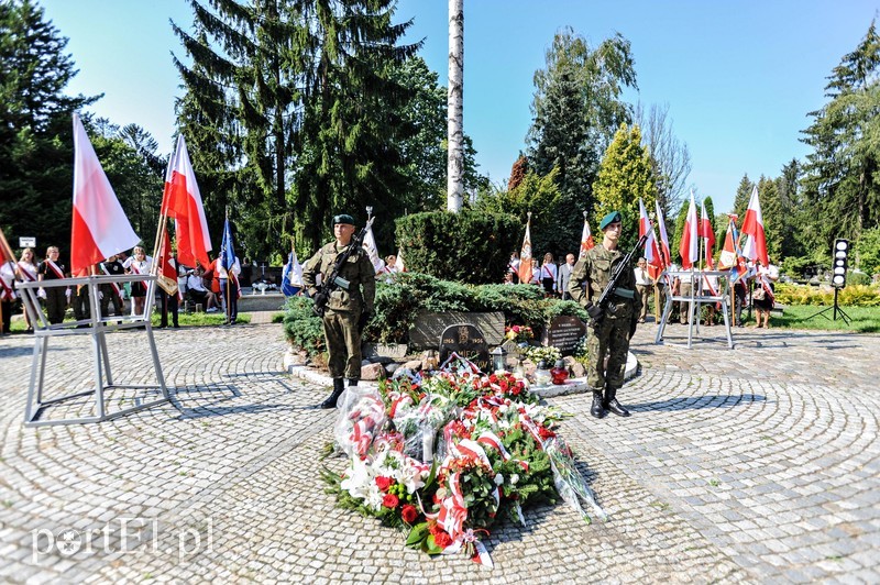 Narody, które tracą pamięć, tracą niepodległość zdjęcie nr 209711