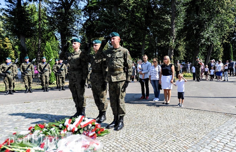 Narody, które tracą pamięć, tracą niepodległość zdjęcie nr 209707