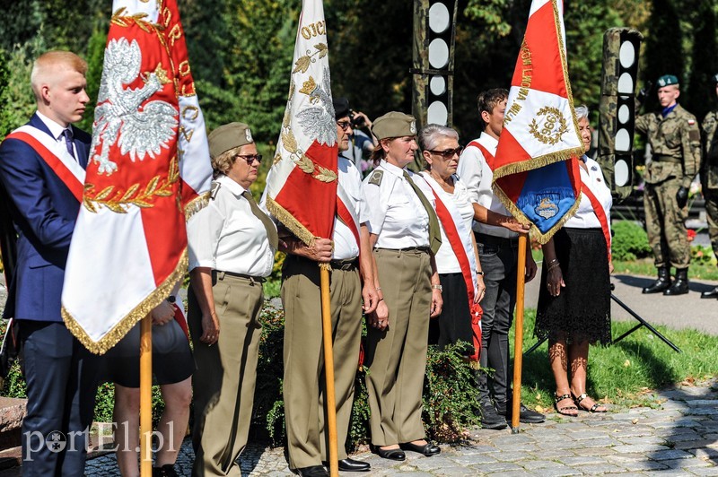 Narody, które tracą pamięć, tracą niepodległość zdjęcie nr 209685