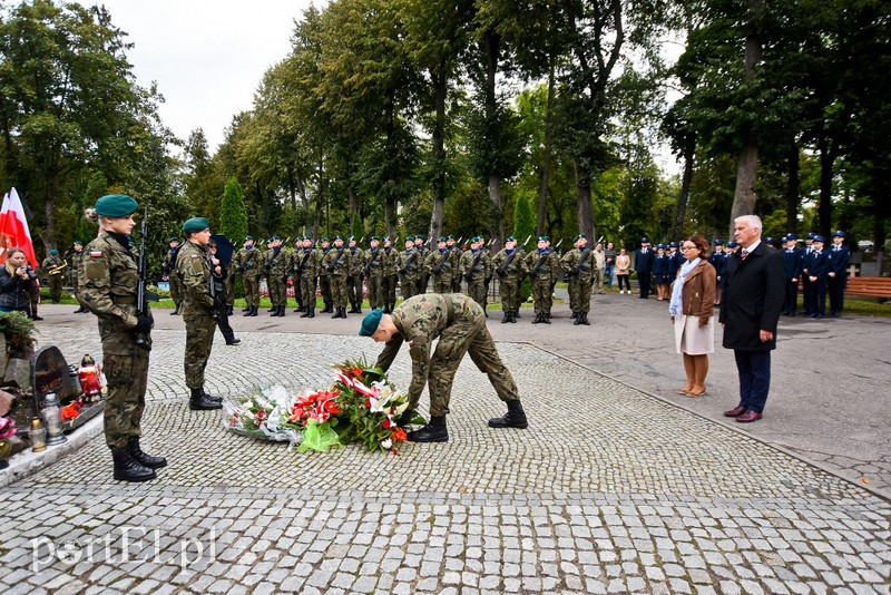 To był cios w plecy zdjęcie nr 210576