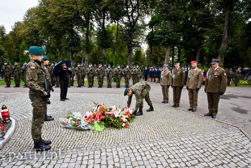 To był cios w plecy zdjęcie nr 210579