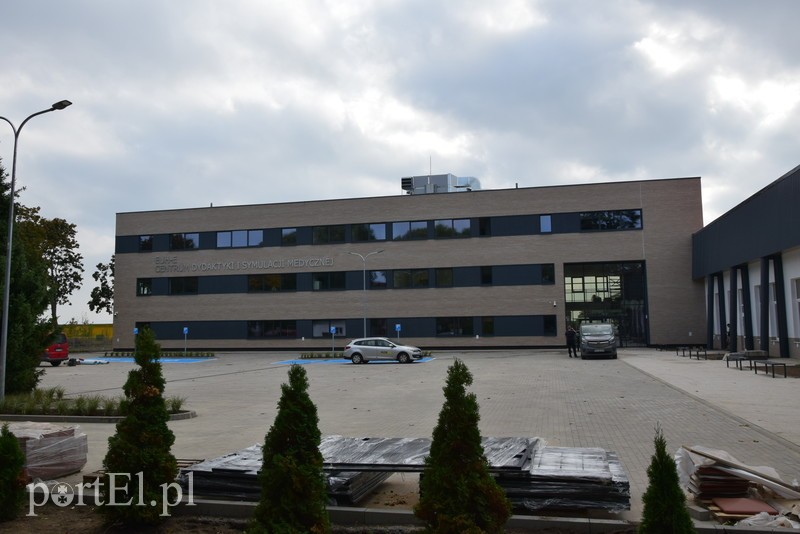 Studiuj na EUH-E zdjęcie nr 211391