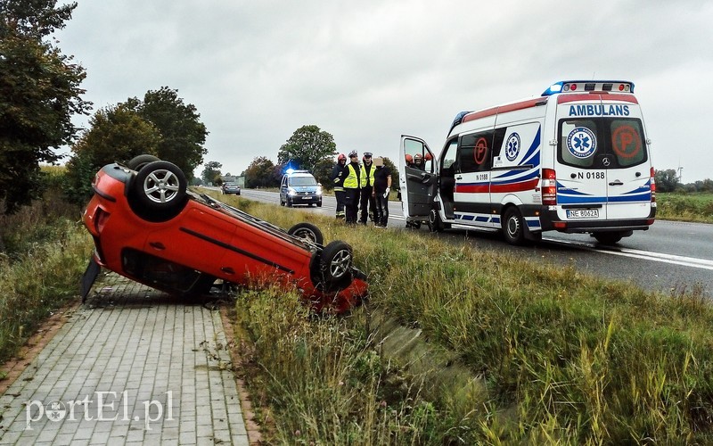 Dachował w Kazimierzowie zdjęcie nr 211682