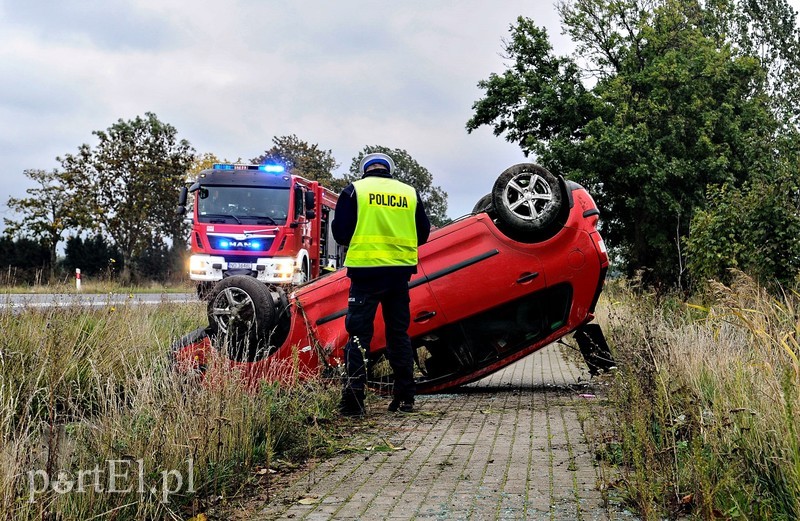 Dachował w Kazimierzowie zdjęcie nr 211679