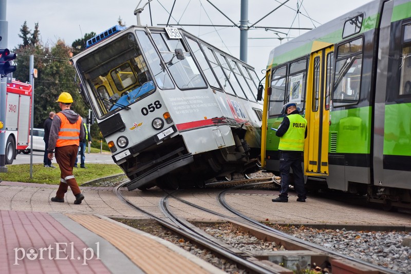 Zderzenie dwóch tramwajów zdjęcie nr 212354