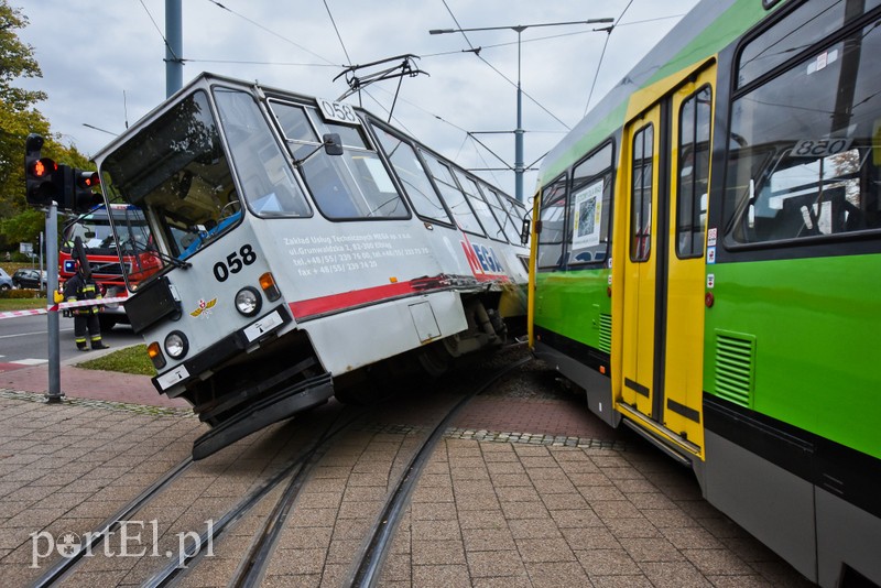 Zderzenie dwóch tramwajów zdjęcie nr 212346