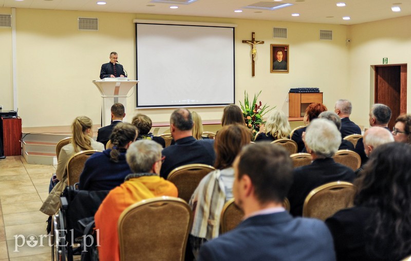 "Nie ma rzeczy bardziej atrakcyjnych niż duchowość" zdjęcie nr 213074