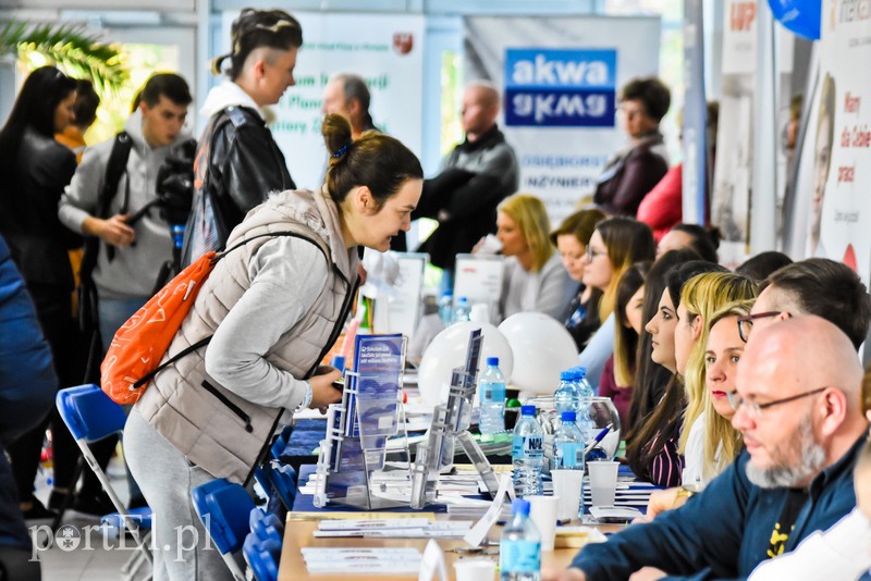 Jedni szukają pracy, drudzy pracowników zdjęcie nr 213553