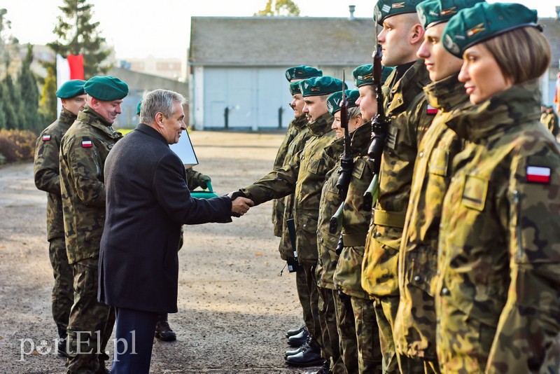 "Pro patria" - szkolą się i modernizują zdjęcie nr 214387