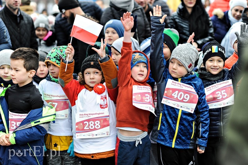  Biegiem uczcili niepodległość zdjęcie nr 214739
