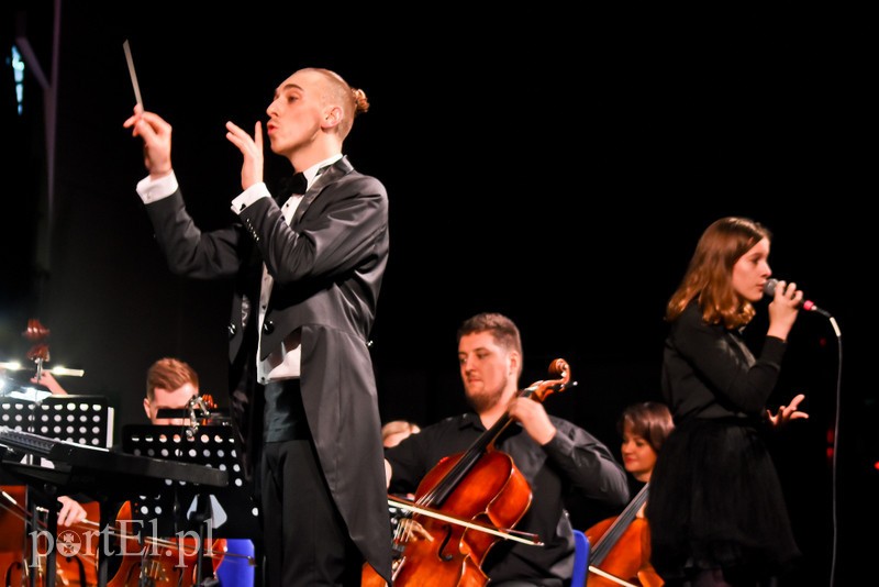 Muzyczna uczta na koniec Święta Niepodległości zdjęcie nr 214685