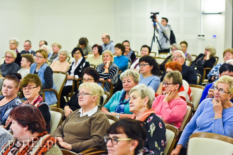 Seniorzy kierują się na zdrowie zdjęcie nr 214862