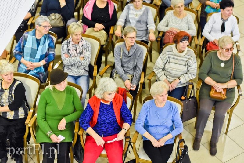 Seniorzy kierują się na zdrowie zdjęcie nr 214869