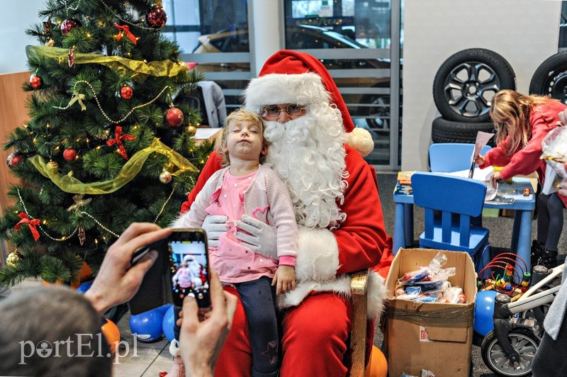 Czym podróżuje św. Mikołaj, czyli zabawa w Ford Gołębiewski zdjęcie nr 216094