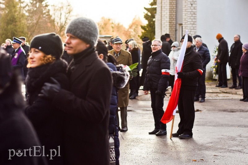 Elblążąnie pożegnali ks. Mieczysława Józefczyka zdjęcie nr 217285