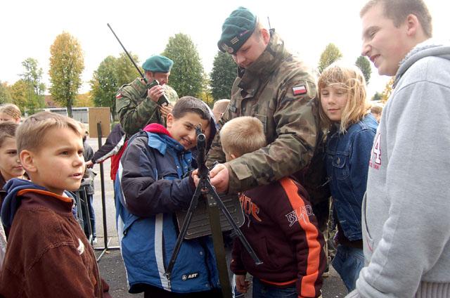 Urodziny 16 Batalionu Zaopatrzenia zdjęcie nr 17650