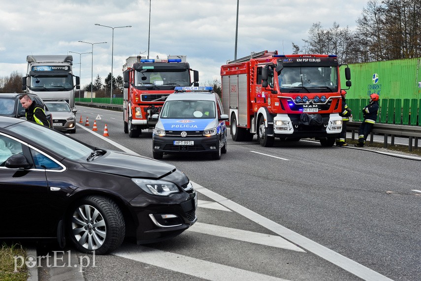 Zajechał drogę i doprowadził do kolizji zdjęcie nr 221218