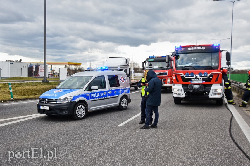 Zajechał drogę i doprowadził do kolizji zdjęcie nr 221217