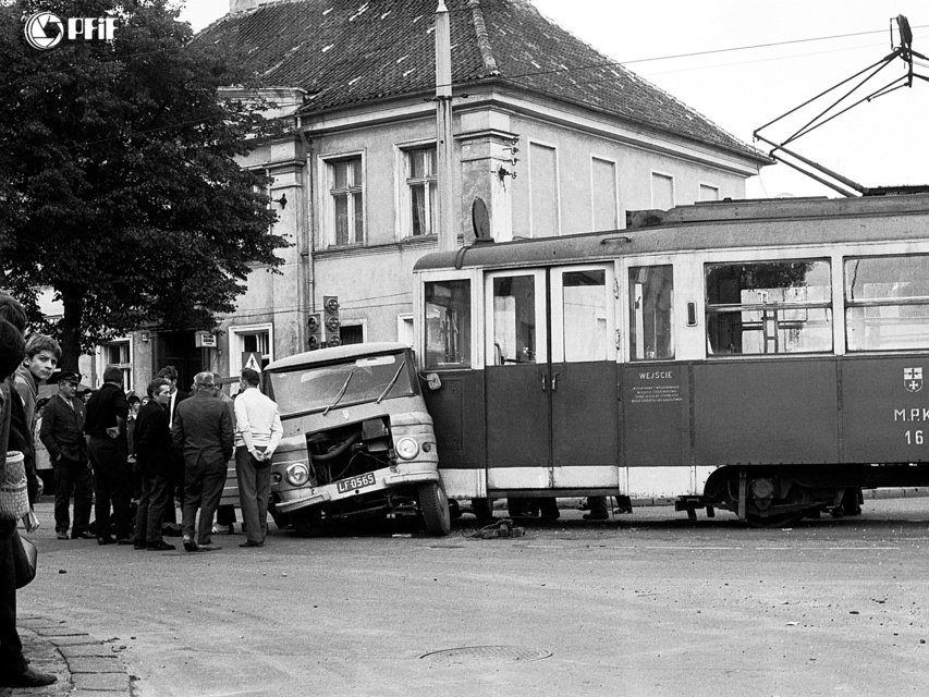 Elblążanie w latach 70. na zdjęciach Czesława Misiuka zdjęcie nr 221437