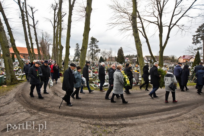 Mieszkańcy pożegnali Henryka Słoninę zdjęcie nr 221635