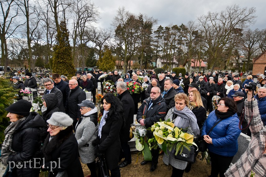 Mieszkańcy pożegnali Henryka Słoninę zdjęcie nr 221638