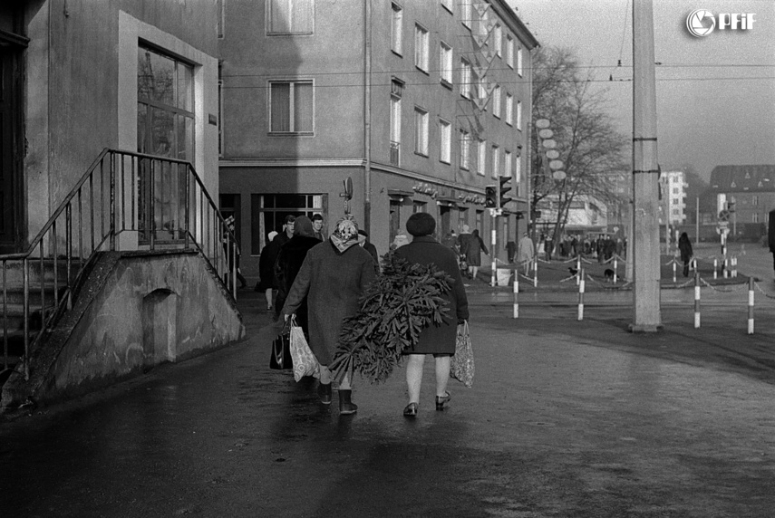Elblążanie w latach 70. na zdjęciach Czesława Misiuka część 2 zdjęcie nr 221822