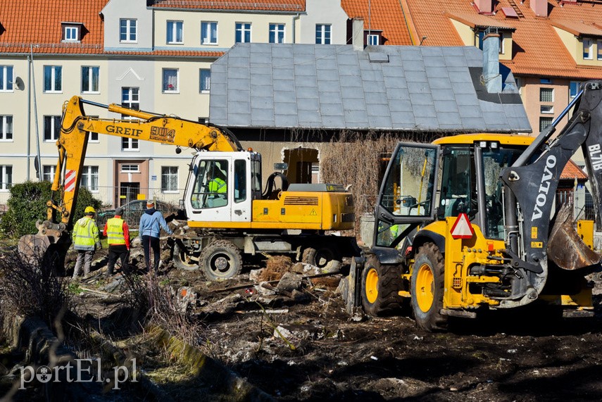 Burzą, by postawić market zdjęcie nr 222173