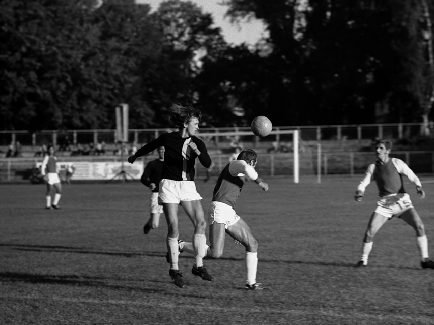 Elbląska piłka nożna z lat 70. na zdjęciach Czesława Misiuka zdjęcie nr 222869