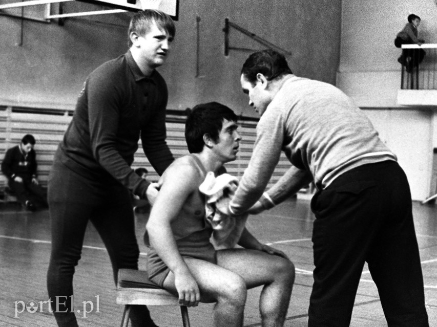 Elbląski sport z lat 70. na zdjęciach Czesława Misiuka: Zapasy zdjęcie nr 222984