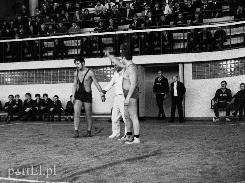 Elbląski sport z lat 70. na zdjęciach Czesława Misiuka: Zapasy zdjęcie nr 222983
