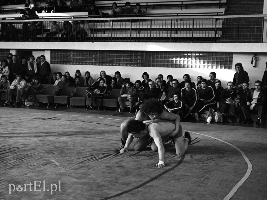 Elbląski sport z lat 70. na zdjęciach Czesława Misiuka: Zapasy zdjęcie nr 222971