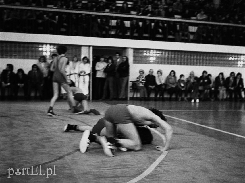 Elbląski sport z lat 70. na zdjęciach Czesława Misiuka: Zapasy zdjęcie nr 222963