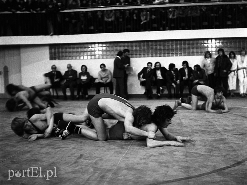 Elbląski sport z lat 70. na zdjęciach Czesława Misiuka: Zapasy zdjęcie nr 222962