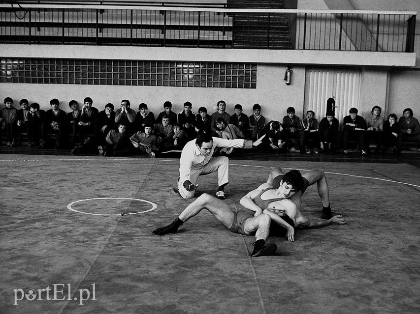 Elbląski sport z lat 70. na zdjęciach Czesława Misiuka: Zapasy zdjęcie nr 222968