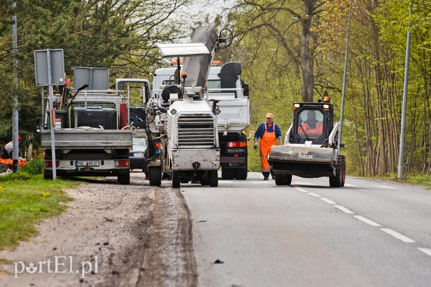 Odnawiają nawierzchnię na Królewieckiej zdjęcie nr 223294