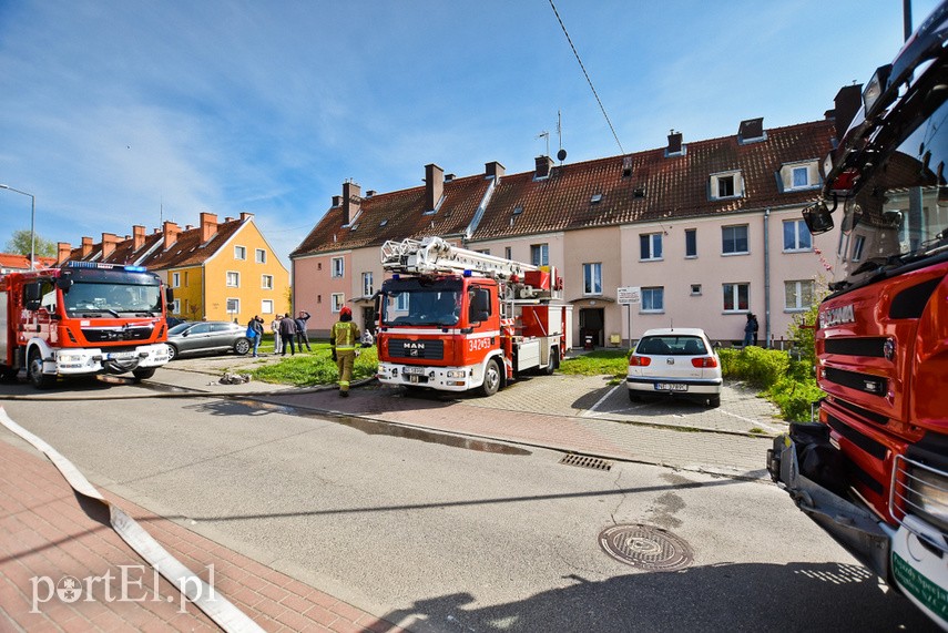 Pożar w mieszkaniu przy ul. Ostródzkiej zdjęcie nr 223319