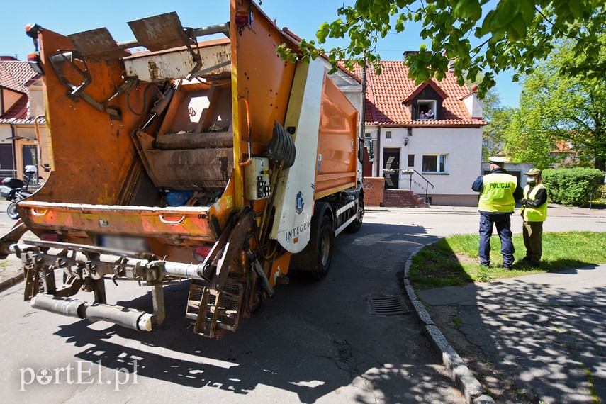 Tragiczne potrącenie na ul. Cichej, nie żyje 84-letnia kobieta zdjęcie nr 223459