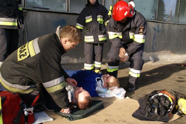 Ćwiczenia strażaków zdjęcie nr 18374