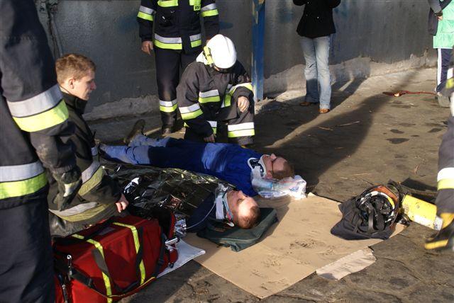 Ćwiczenia strażaków zdjęcie nr 18375