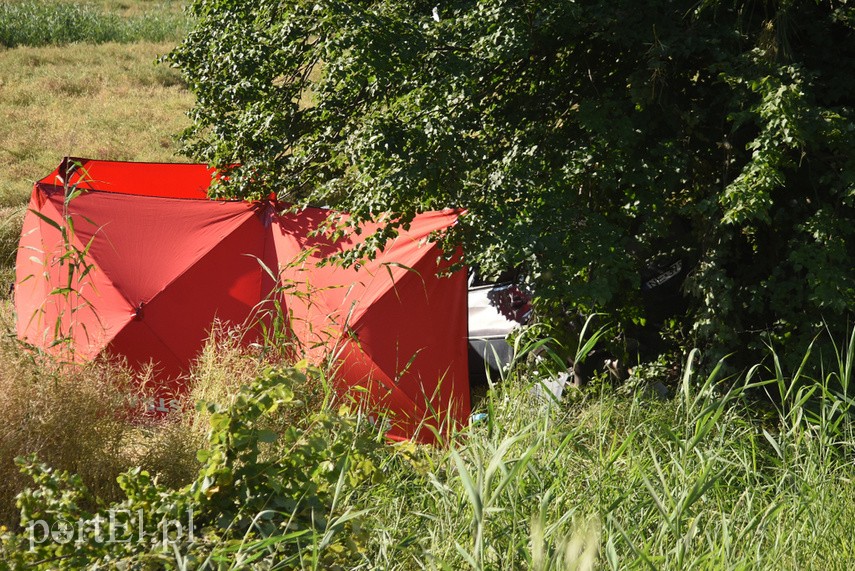 Wypadek na drodze 503. Jedna osoba nie żyje zdjęcie nr 226759