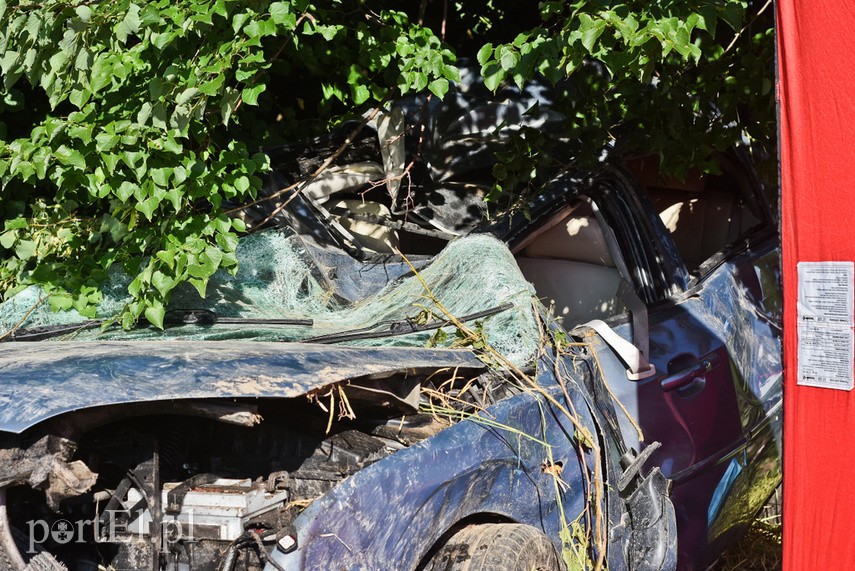 Wypadek na drodze 503. Jedna osoba nie żyje zdjęcie nr 226769