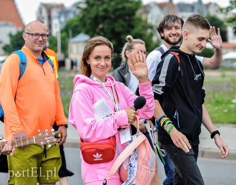 "Prosimy o to, żeby pandemia się skończyła". Ruszyła elbląska pielgrzyma piesza zdjęcie nr 227169